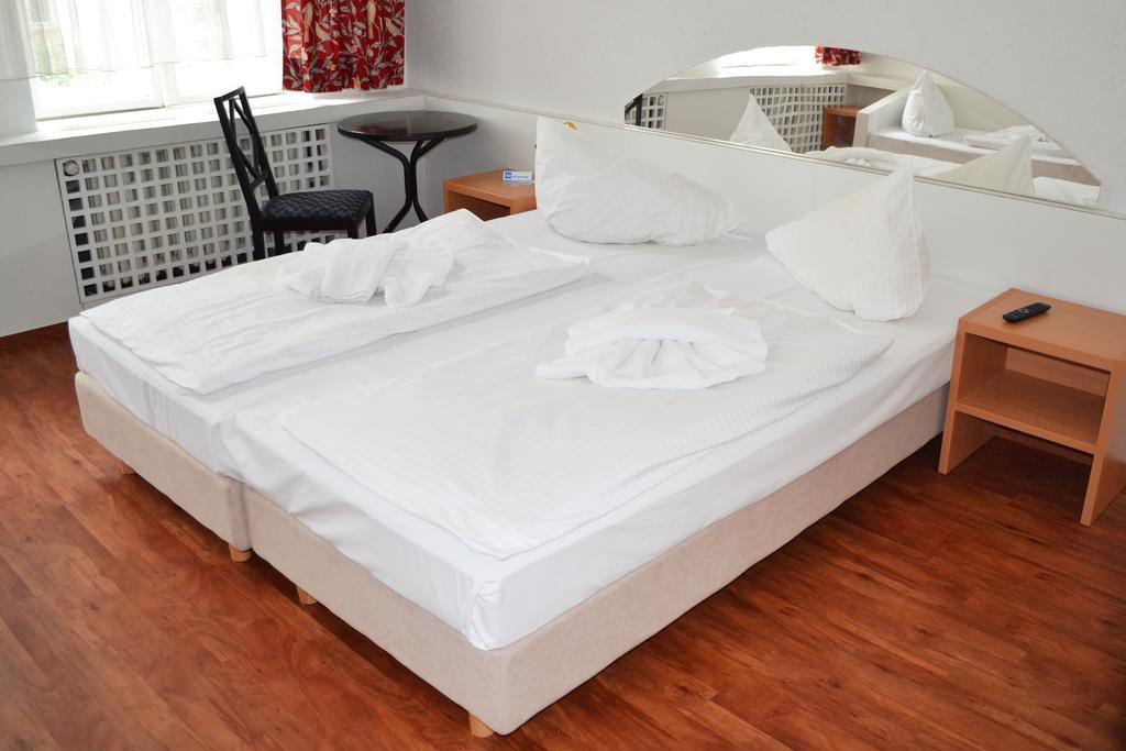 Hotel - Pension Haubach Berlin Room photo